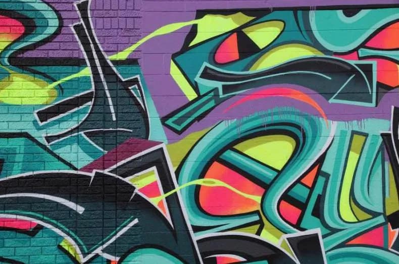 Jak zacząć malować graffiti: proste techniki i materiały dla początkujących
