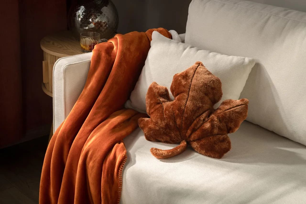 Viralowe perełki ze sklepu meblowego, które wprowadzą jesienną aurę do Twoich aranżacji